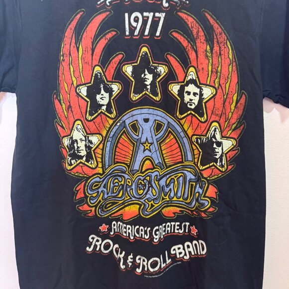 Aerosmith 1977 Tour Graphic Tee Black Short Sleeve 100% Cotton Shirt - Picture 3 of 5
